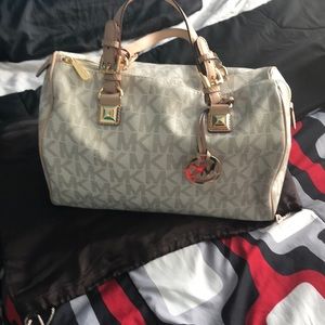 Large Michael Kors Bag with storage bag